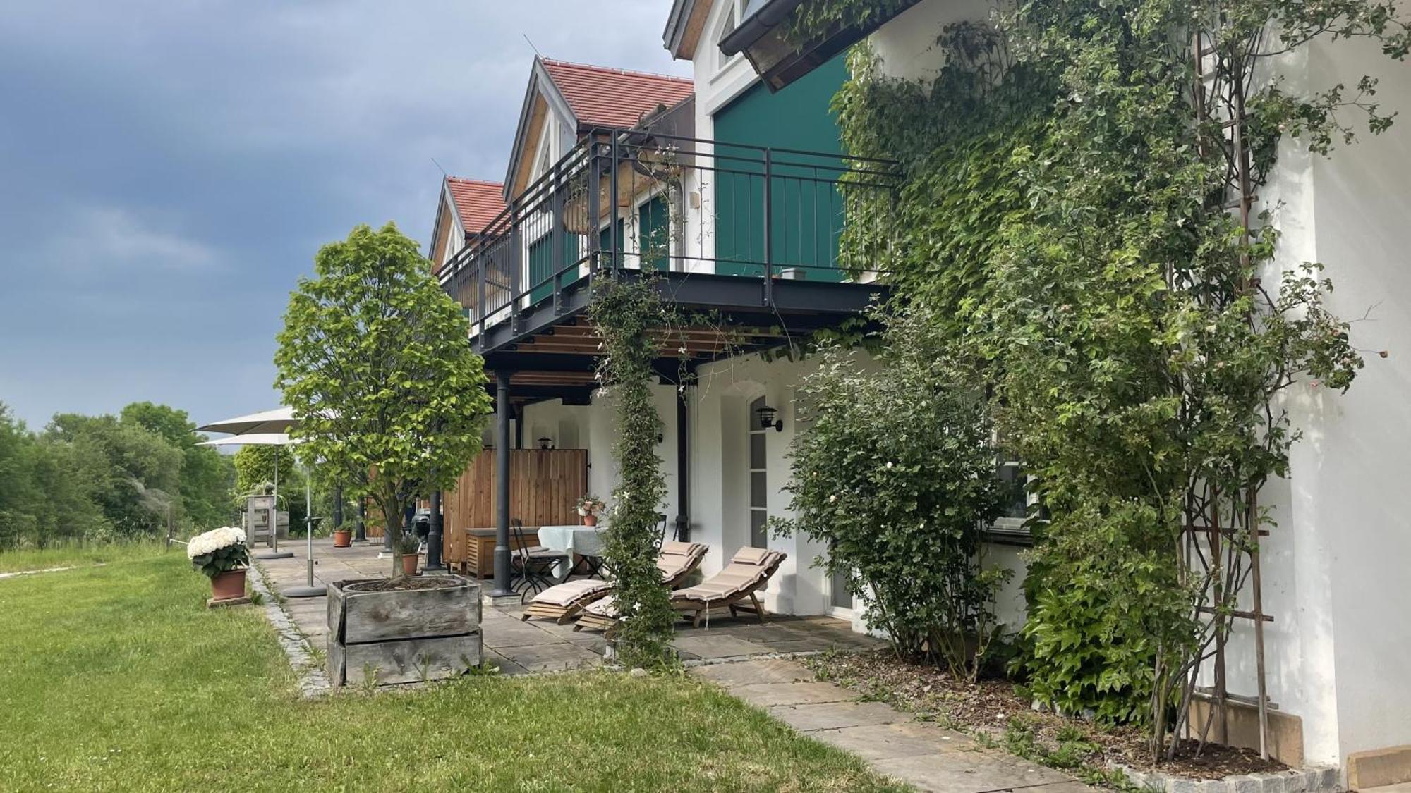 Ferienwohnung Gutshof In Seenaehe Дисен-ам-Аммерзе Экстерьер фото